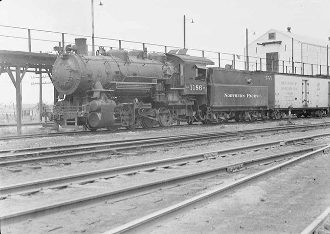 Northern Pacific locomotive No. 1186 at Laurel