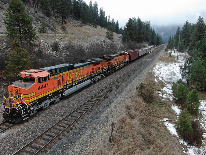 An ODIN-equipped train with geo cars An ODIN-equipped train with geo cars